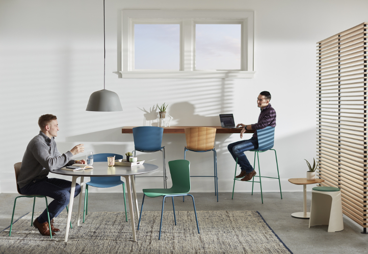 handy-stool-stackable-00.jpg
